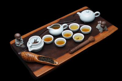 茶具与光影 静物摄影中的茶韵流转